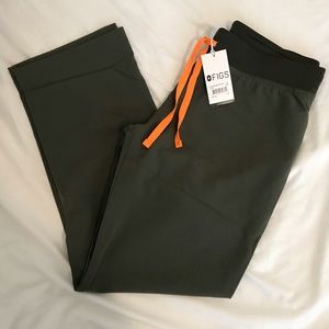 FIGS SCRUBS limited edition MOSS Livingston pants